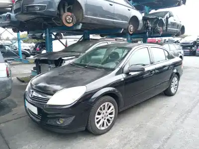 Veículo de Sucata opel astra h (a04) 1.6 (l48) do ano 2008 alimentado a 16 xer,z 16 xer