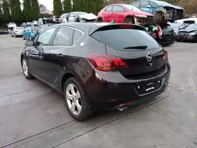 Sloopvoertuig opel astra j gtc 2.0 cdti (08) van het jaar 2012 aangedreven a 20 dth