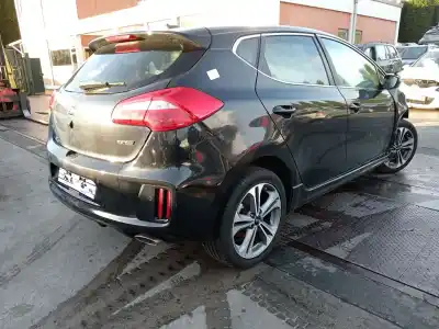 Veículo de Sucata kia cee'd (jd) 1.6 crdi 136 do ano 2016 alimentado d4fb