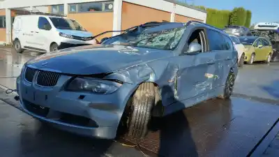Veículo de Sucata bmw 3 touring (e91) 325 i do ano 2006 alimentado n52 b25 a