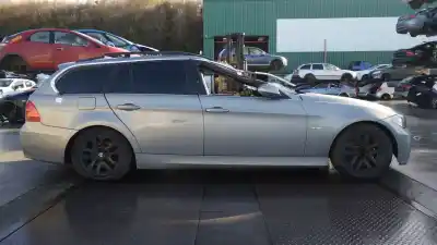 Veículo de Sucata bmw 3 touring (e91) 325 i do ano 2006 alimentado n52 b25 a