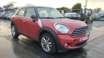 Véhicule à la ferraille mini mini countryman (r60) cooper d de l'année 2013 alimenté n47 c16 a