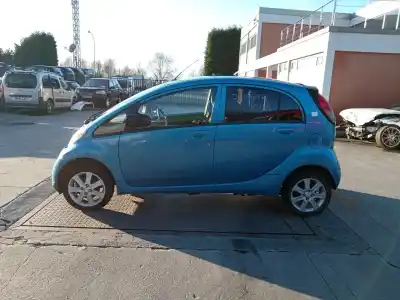 Véhicule à la ferraille peugeot ion electric de l'année 2011 alimenté y4f1