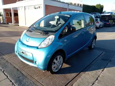 Véhicule à la ferraille peugeot ion electric de l'année 2011 alimenté y4f1