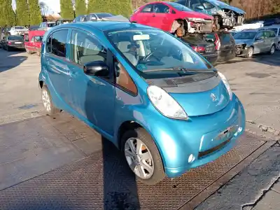 Véhicule à la ferraille peugeot ion electric de l'année 2011 alimenté y4f1