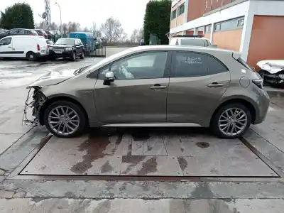 Veicolo di demolizione toyota corolla fastback (_e21_) 1.8 hybrid (zwe211) dell'anno 2019 alimentato 2zr-fxe