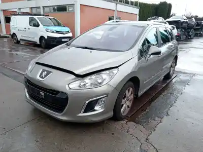Véhicule à la ferraille peugeot 308 sw i (4e_, 4h_) 1.6 hdi de l'année 2012 alimenté 9hp