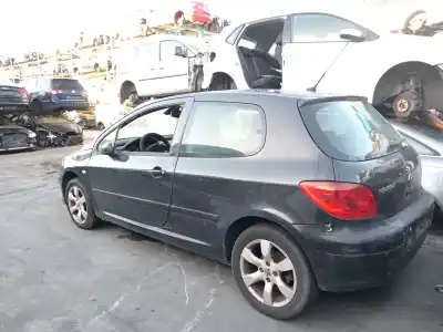 Véhicule à la ferraille PEUGEOT 307 (3A/C)  de l'année 2006 alimenté 9HY (DV6TED4),9HZ (DV6TED4)