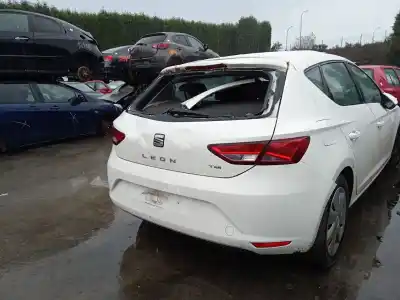 Verschrottungsfahrzeug seat leon (5f1) 1.6 tdi des jahres 2015 angetrieben clha
