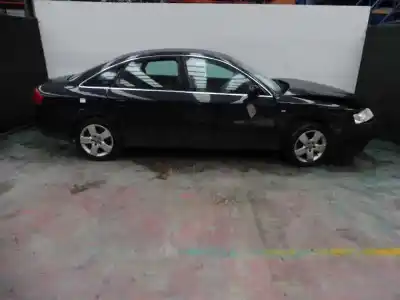 Sloopvoertuig AUDI A6 BERLINA (4B2) 2.5 TDI van het jaar 2003 aangedreven AKE