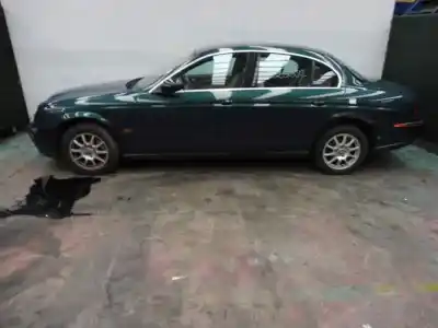 Scrapping Vehicle JAGUAR S-TYPE 2.5 V6 Executive of the year 2003 powered JB