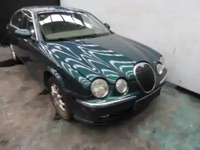Sloopvoertuig jaguar s-type 2.5 v6 executive van het jaar 2003 aangedreven jb