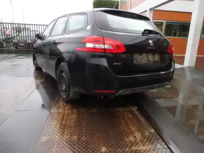 Veículo de Sucata peugeot 308 sw access do ano 2015 alimentado bh02