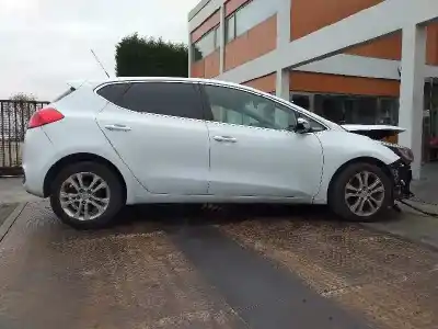 Scrapping Vehicle KIA CEE´D Concept of the year 2014 powered D4FC