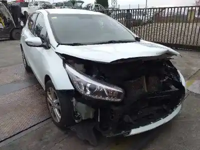 Scrapping Vehicle kia cee´d concept of the year 2014 powered d4fc