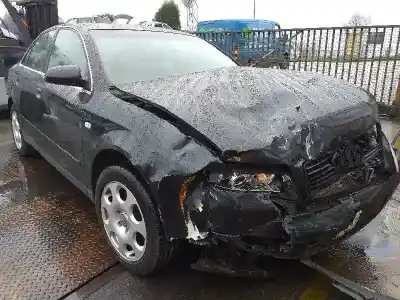 Veículo de Sucata audi a4 berlina (8e) 1.8 20v turbo do ano 2003 alimentado bfb