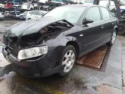 Veículo de Sucata audi a4 berlina (8e) 1.8 20v turbo do ano 2003 alimentado bfb