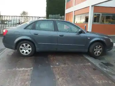 Sloopvoertuig AUDI A4 BERLINA (8E) 1.8 20V Turbo van het jaar 2001 aangedreven AVJ