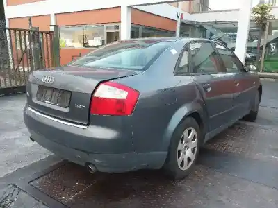 Veículo de Sucata audi a4 berlina (8e) 1.8 t sport edition do ano 2001 alimentado avj