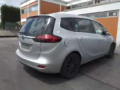 Sloopvoertuig opel zafira tourer excellence van het jaar 2015 aangedreven b16dth
