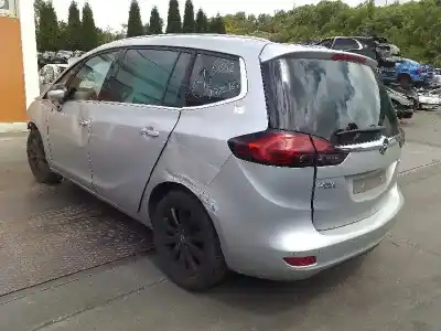 Sloopvoertuig opel zafira tourer excellence van het jaar 2015 aangedreven b16dth