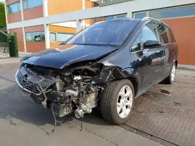 Vehículo de desguace opel zafira b 1.9 cdti del año 2006 con motor z19dt