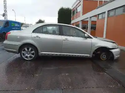 Scrapping Vehicle TOYOTA AVENSIS BERLINA (T25) 2.0 Executive Berlina of the year 2004 powered 1AZFSE