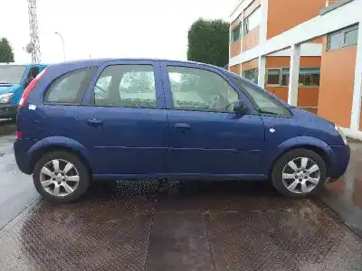 Veicolo di demolizione OPEL                                               MERIVA                                                                                                                                                                                                                                                     Cosmo                                                                                                                                                                                                                                                      dell'anno 2006 alimentato Z17DTH