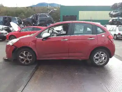 Veículo de Sucata citroen c3 collection do ano 2013 alimentado 8h01