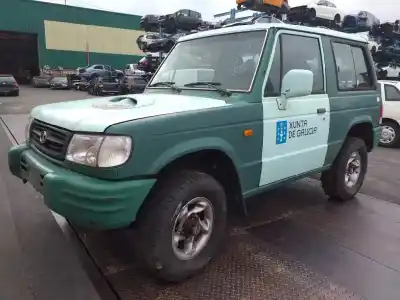 Veicolo di demolizione hyundai galloper esceed 2476 /4 cilindros dell'anno 2001 alimentato 