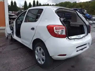 Veículo de Sucata dacia sandero ambiance do ano 2016 alimentado d4f f7
