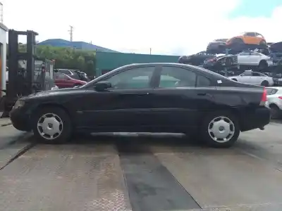 Veículo de Sucata volvo s60 berlina 2.4 diesel do ano 2003 alimentado d5244t2
