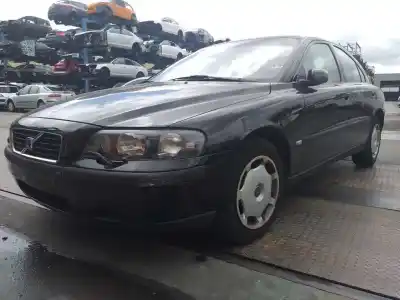 Veículo de Sucata volvo s60 berlina 2.4 diesel do ano 2003 alimentado d5244t2