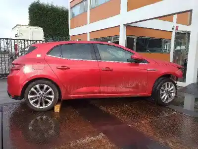 Veículo de Sucata RENAULT MEGANE IV BERLINA 5P Zen do ano 2018 alimentado K9KG6