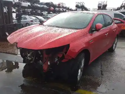 Veículo de Sucata renault megane iv berlina 5p zen do ano 2018 alimentado k9kg6