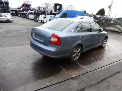 Veículo de Sucata skoda octavia berlina (1z3) ambition do ano 2012 alimentado cbzb