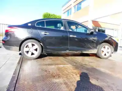 Véhicule à la ferraille RENAULT                                            FLUENCE                                                                                                                                                                                                                                                    1.5 dCi Diesel FAP                                                                                                                                                                                                                                         de l'année 2010 alimenté K9KGB