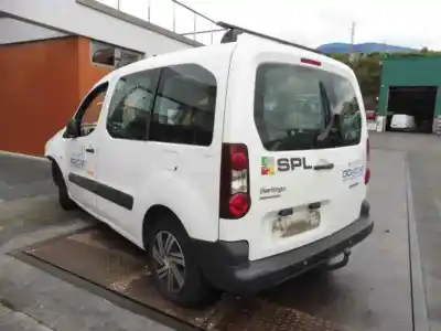 Veículo de Sucata citroen berlingo station wagon tonic do ano 2013 alimentado 9h06