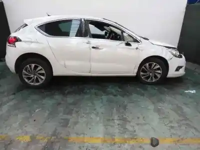 Здавання транспортного засобу citroen ds4 style року 2015 потужний 9h05