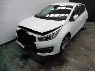 Sloopvoertuig kia cee´d concept van het jaar 2017 aangedreven d4fc