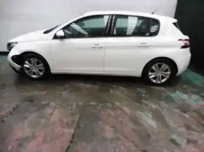 Veículo de Sucata peugeot 308 active do ano 2013 alimentado 9h06