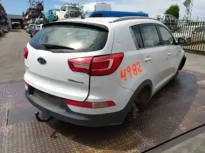 Veículo de Sucata kia sportage basic 4x2 do ano 2012 alimentado g4fd