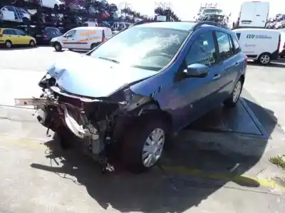 Veículo de Sucata renault clio grandtour expression do ano 2010 alimentado k9k766