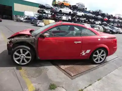 Sloopvoertuig renault megane ii coupe dynamique van het jaar 2006 aangedreven k4md8