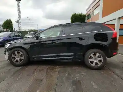 Здавання транспортного засобу VOLVO XC60 Kinetic 2WD року 2015 потужний D4204T5