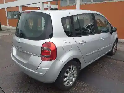 Scrapping Vehicle renault grand modus dynamique of the year 2009 powered d4f740