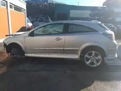 Veículo de Sucata opel astra gtc sport do ano 2006 alimentado z19dt
