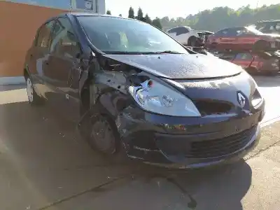 Veicolo di demolizione renault clio iii authentique dell'anno 2008 alimentato d4f d7