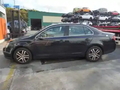 Здавання транспортного засобу volkswagen jetta (1k2) 1.9 tdi року 2007 потужний bxe