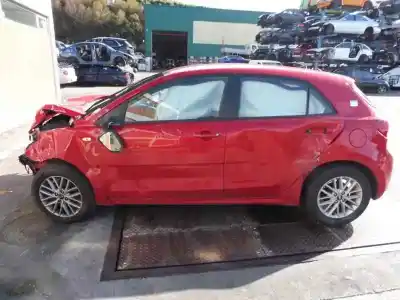 Veículo de Sucata kia rio (yb) concept do ano 2017 alimentado d4fc